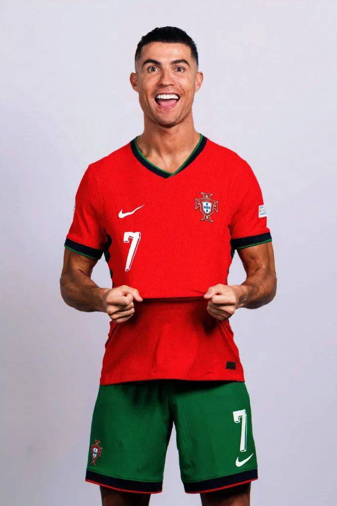 意媒：比萨PK帕尔马既是6分战，更是“重量级”中锋对决