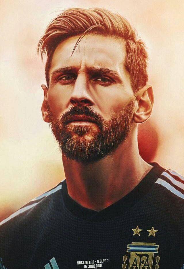 拦都拦不住！对手疑肘击队友，梅西出头“教育”阿根廷老乡