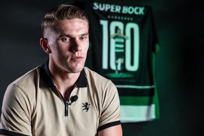 记者：热刺预计提前召回梁民革，球员将会外租至更适合的球队（记者：热刺计划提前召回梁民革，随后租借至更匹配的下家）